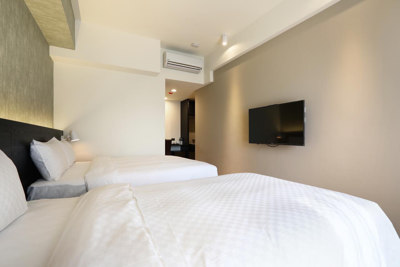 Hotel Kun Tour Taizhong Zewnętrze zdjęcie