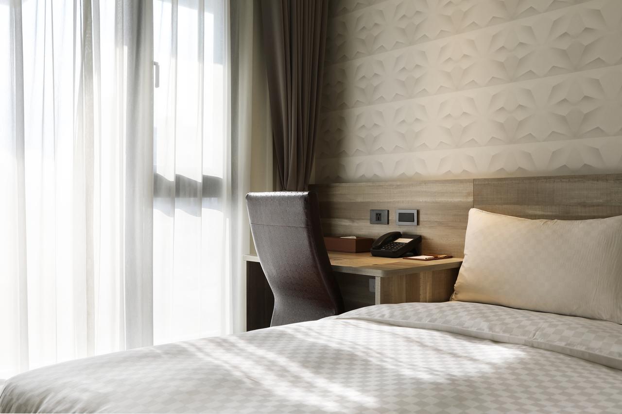 Hotel Kun Tour Taizhong Zewnętrze zdjęcie