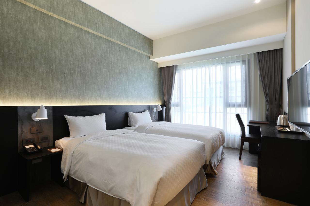 Hotel Kun Tour Taizhong Zewnętrze zdjęcie