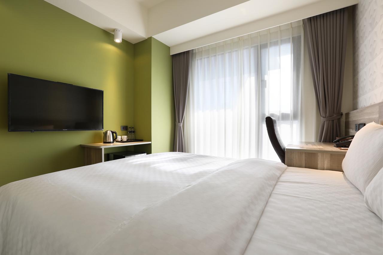 Hotel Kun Tour Taizhong Zewnętrze zdjęcie