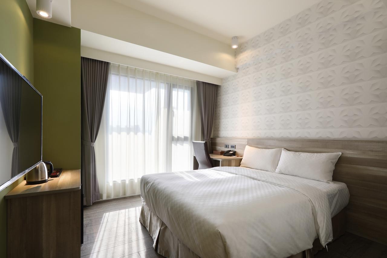 Hotel Kun Tour Taizhong Zewnętrze zdjęcie